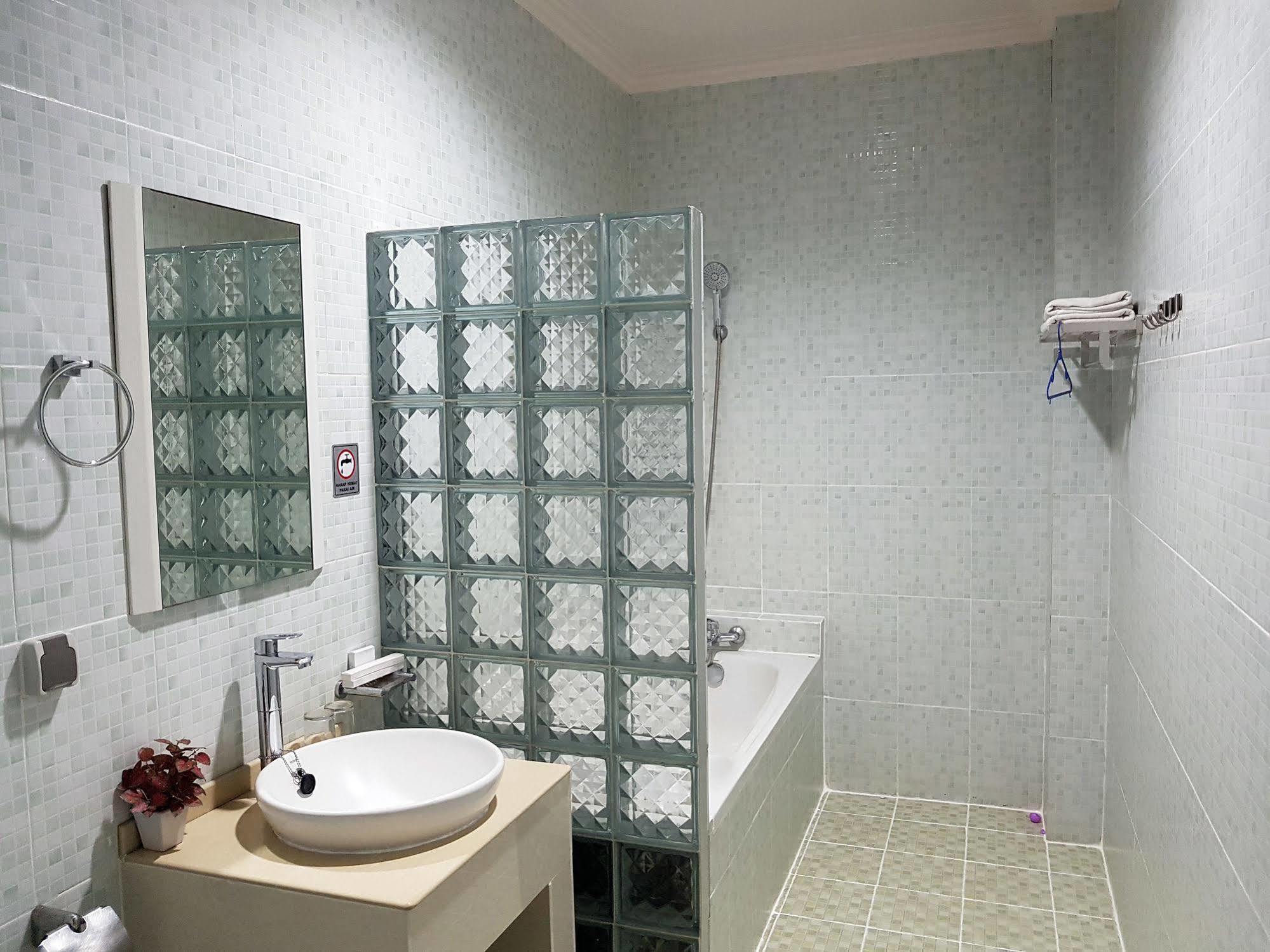 Rene Hotel Yogyakarta Luaran gambar